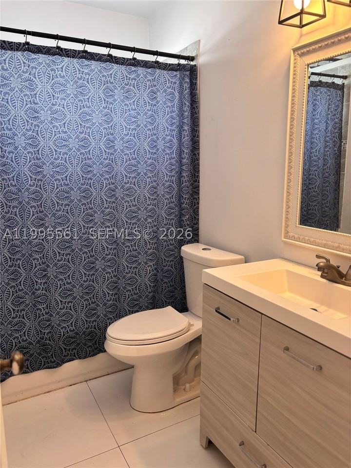 839 S Highland Dr - Photo 6 of 28