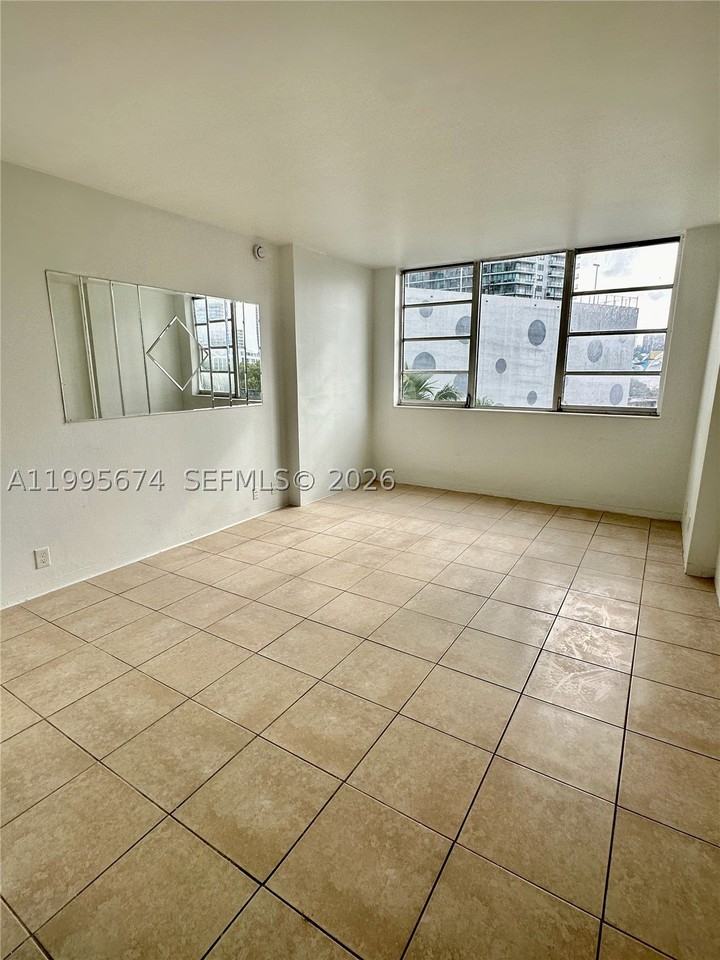 3301 Ne 5th Ave #618 - Photo 2 of 12