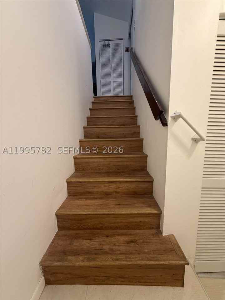 221 W Park Dr #202-3 - Photo 2 of 9