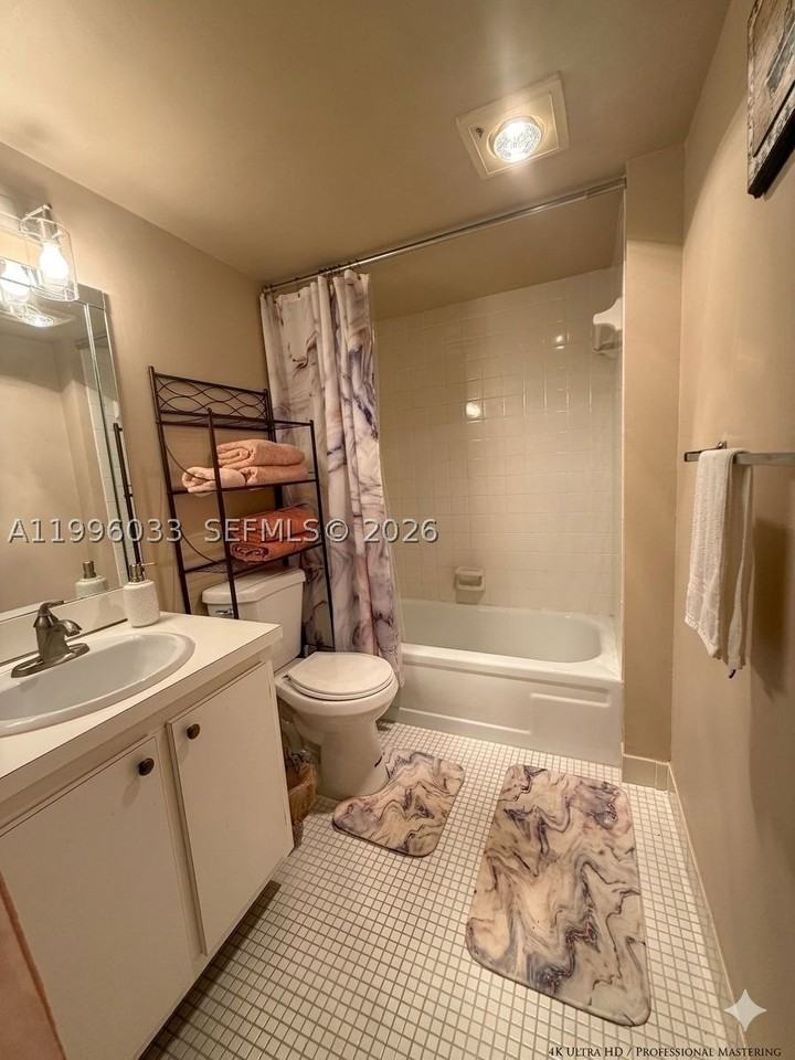 5550 Nw 44th St #418B - Photo 4 of 10