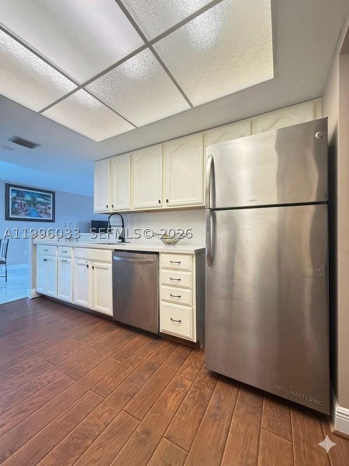 5550 Nw 44th St #418B - Photo 6 of 10