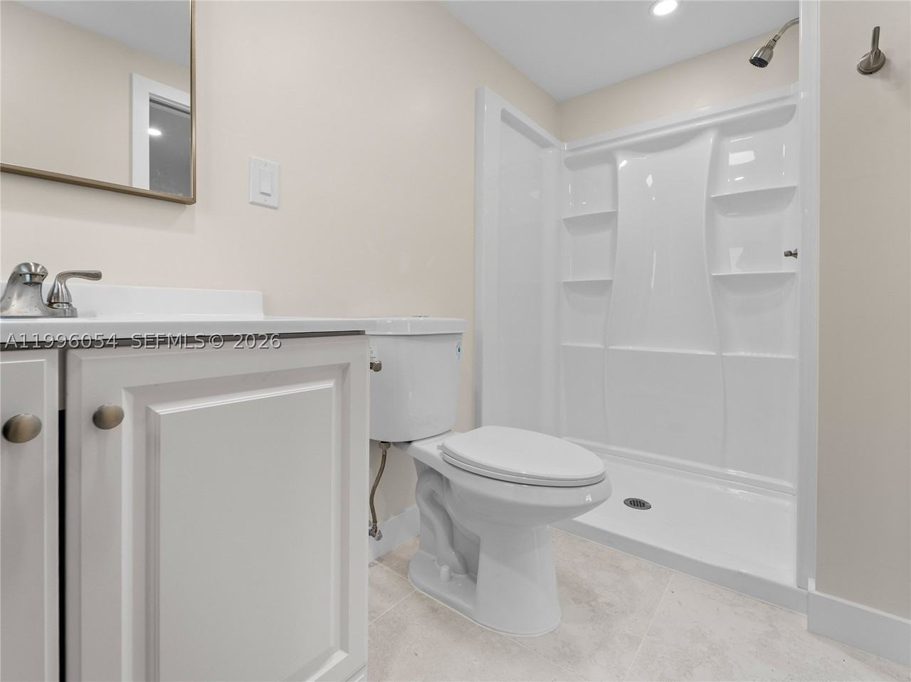 7401 Sw 38th St #A - Photo 6 of 10
