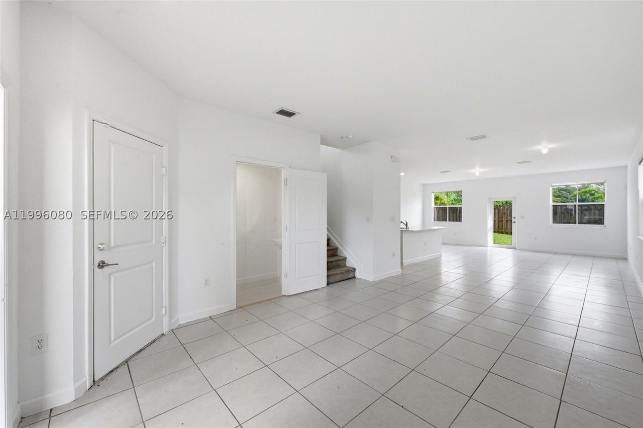 2345 Nw 131st Cir #2345 - Photo 3 of 50