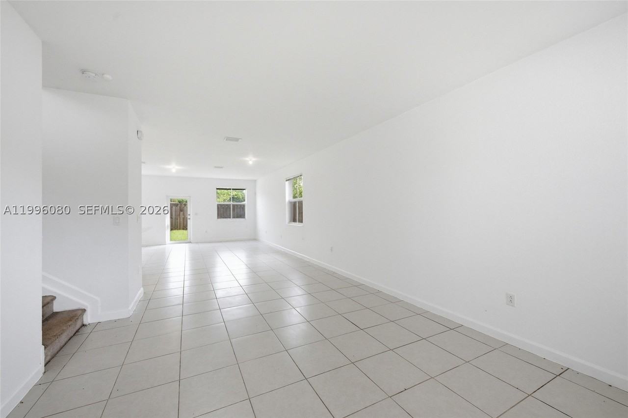 2345 Nw 131st Cir #2345 - Photo 4 of 50