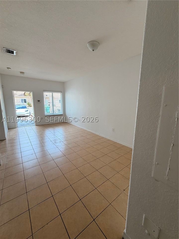 13264 Old Biscayne Dr #405 - Photo 5 of 25