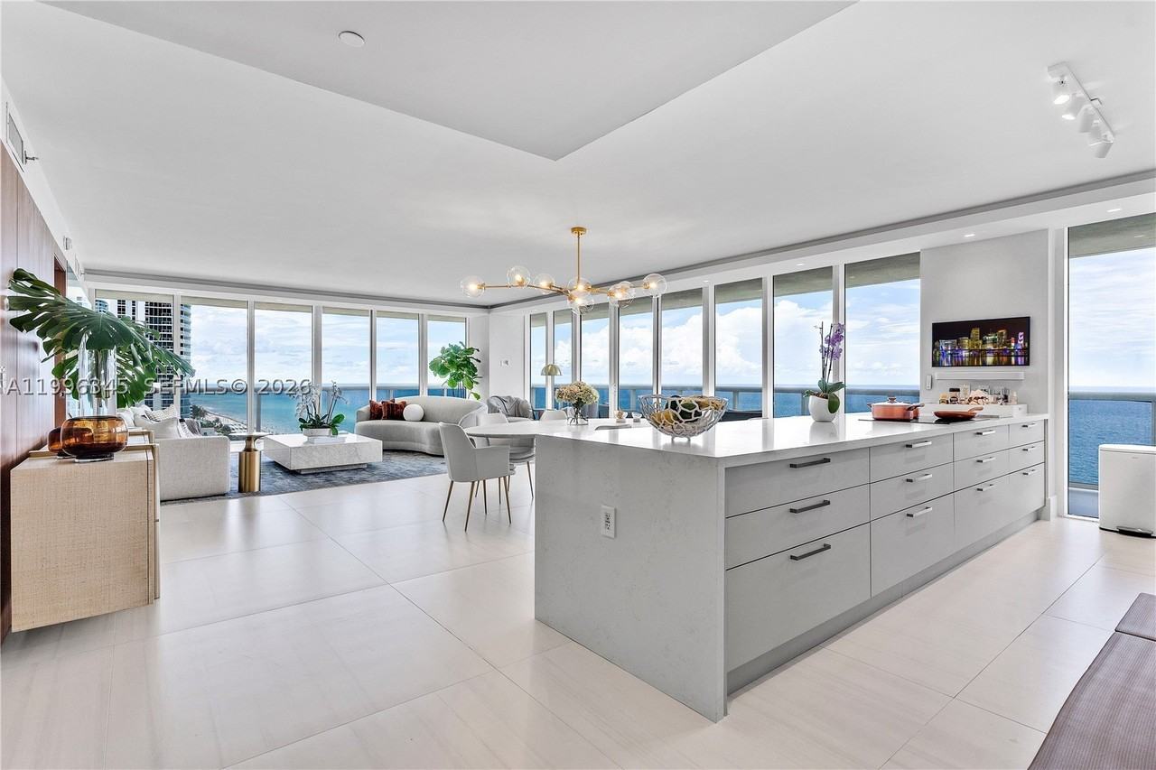 1830 S Ocean Dr #1501 - Photo 6 of 50