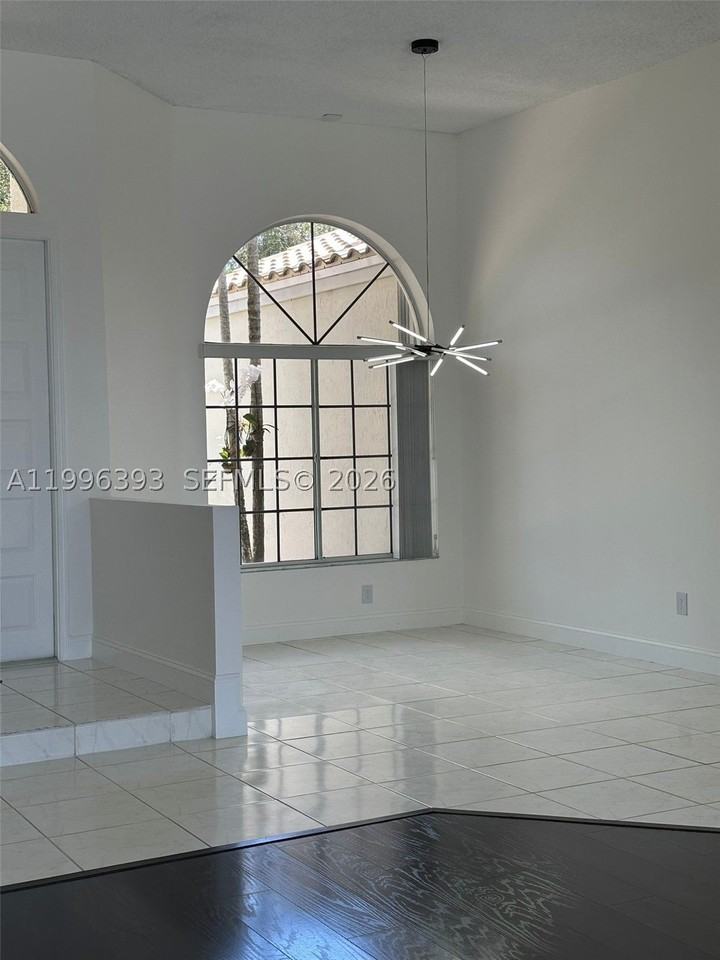3066 Lakewood Cir #3066 - Photo 7 of 16