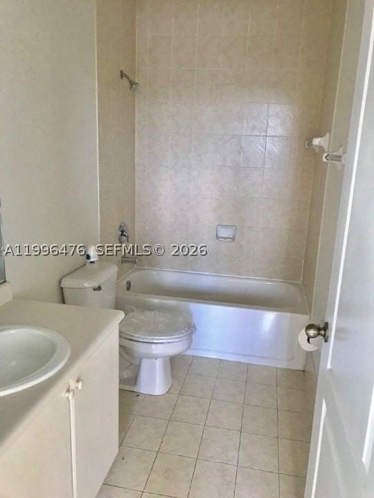 2731 Se 17th Ave #201 - Photo 5 of 6