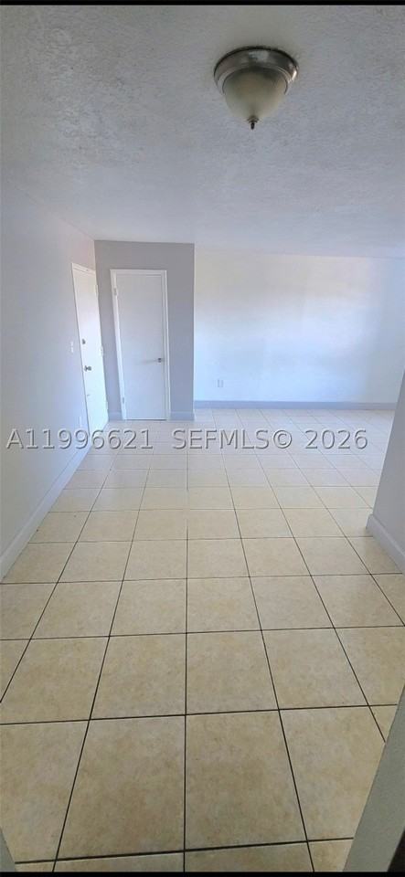 1805 W 56th St #209 - Photo 3 of 8