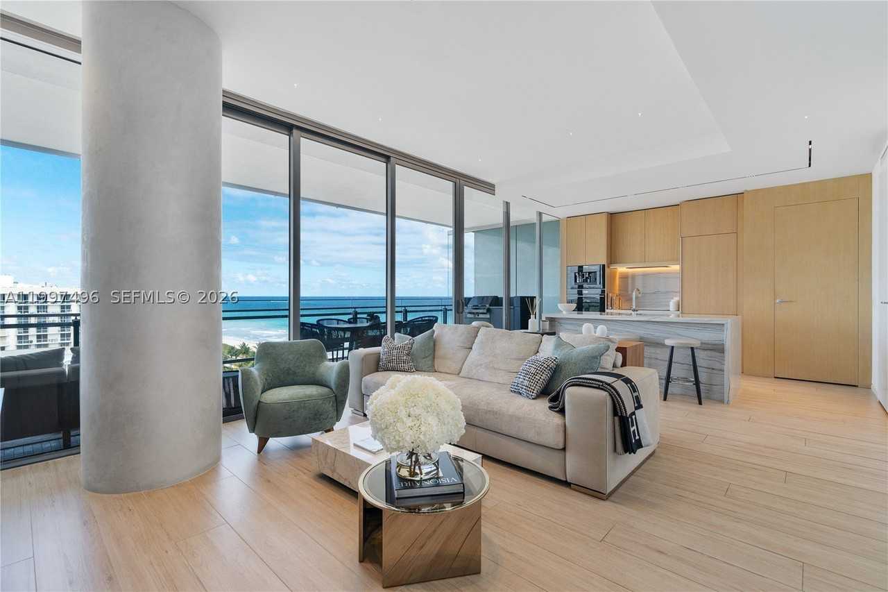 8701 Collins Ave #1103 - Photo 4 of 27