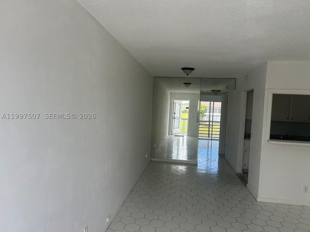 89 Berkshire D #89 - Photo 2 of 20