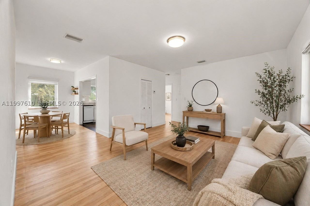 5510 Sw 76th St #C - Photo 2 of 14