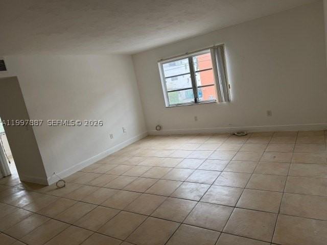 1821 Ne 168th St #B3 - Photo 4 of 11
