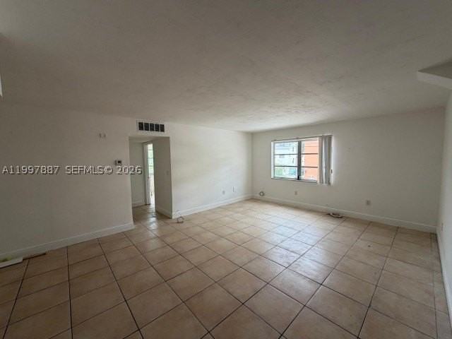 1821 Ne 168th St #B3 - Photo 6 of 11