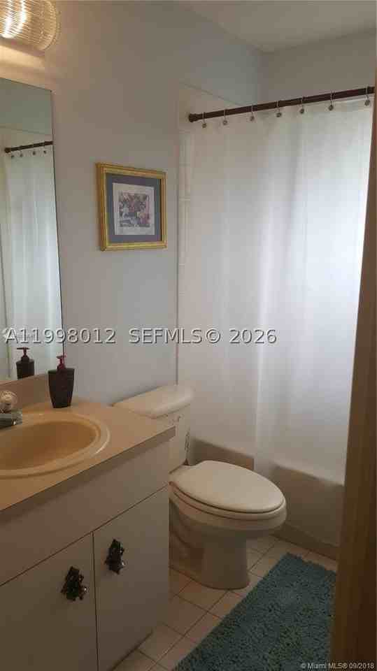 15989 Sw 149th Ter #15989 - Photo 3 of 11
