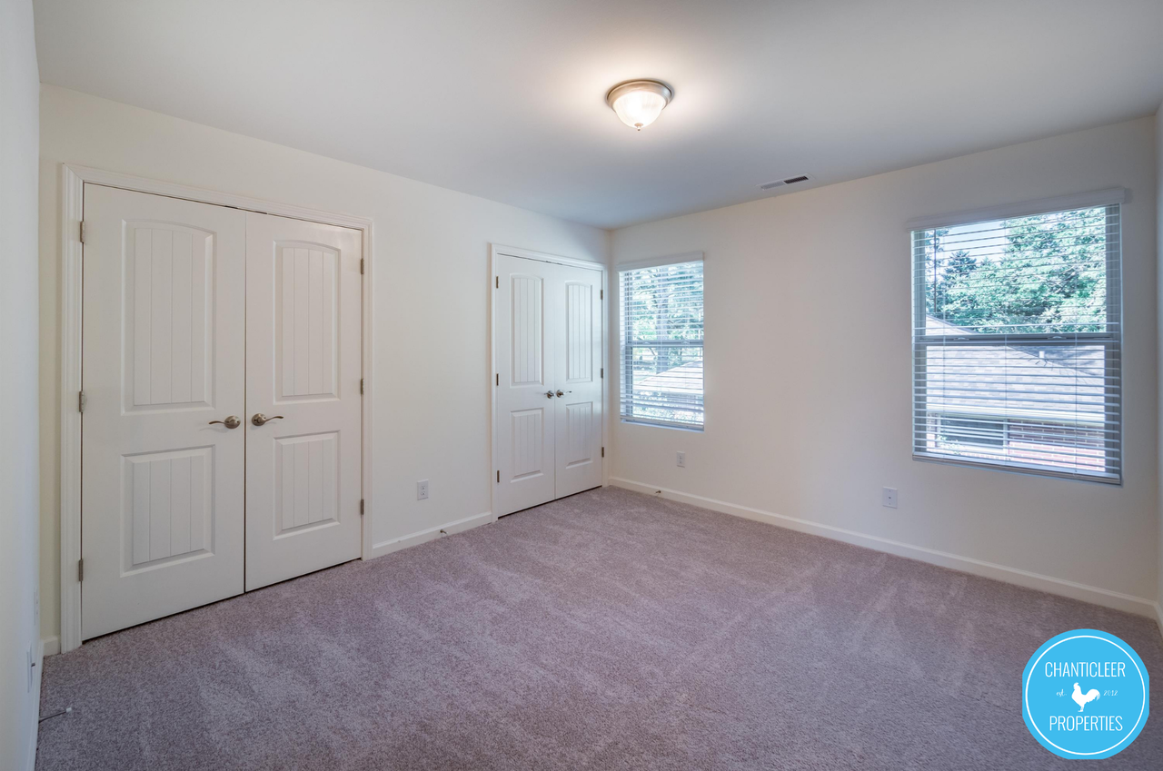 8 Rochambeau Ct #1 - Photo 7 of 21