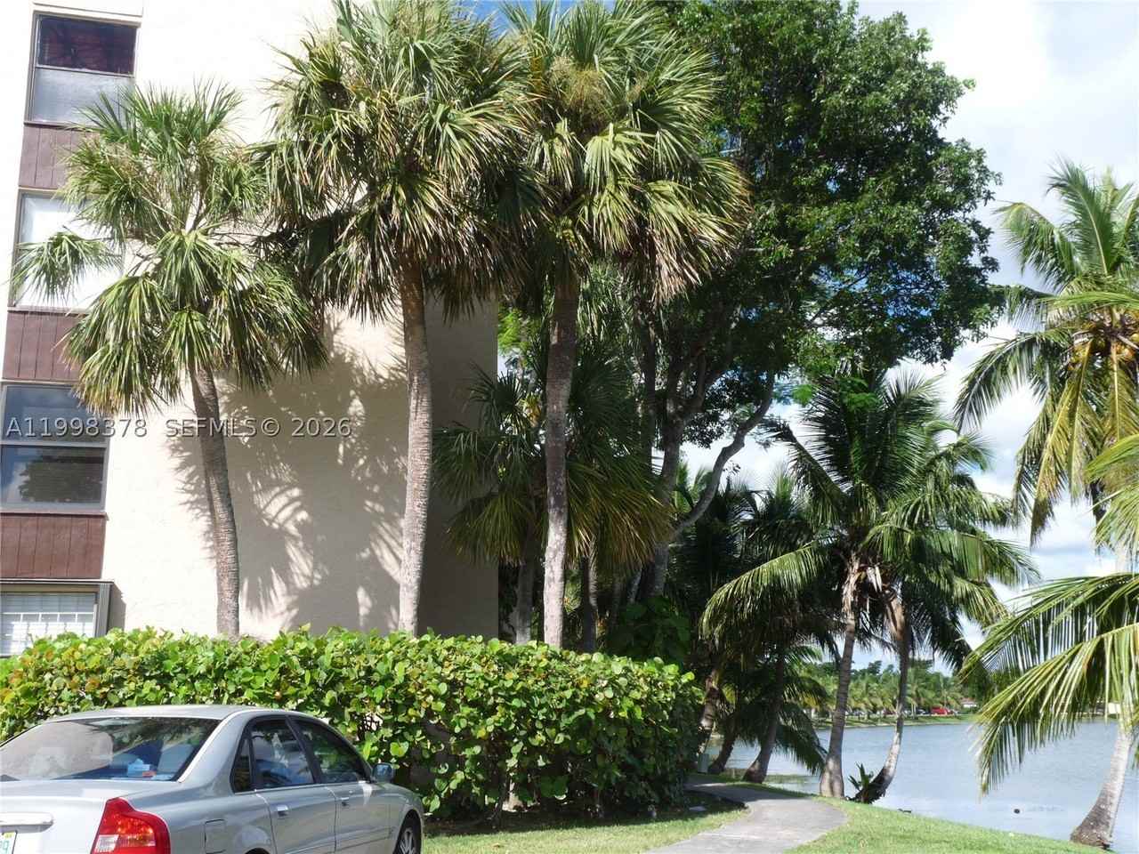 14525 N Kendall Dr #102J - Photo 4 of 27