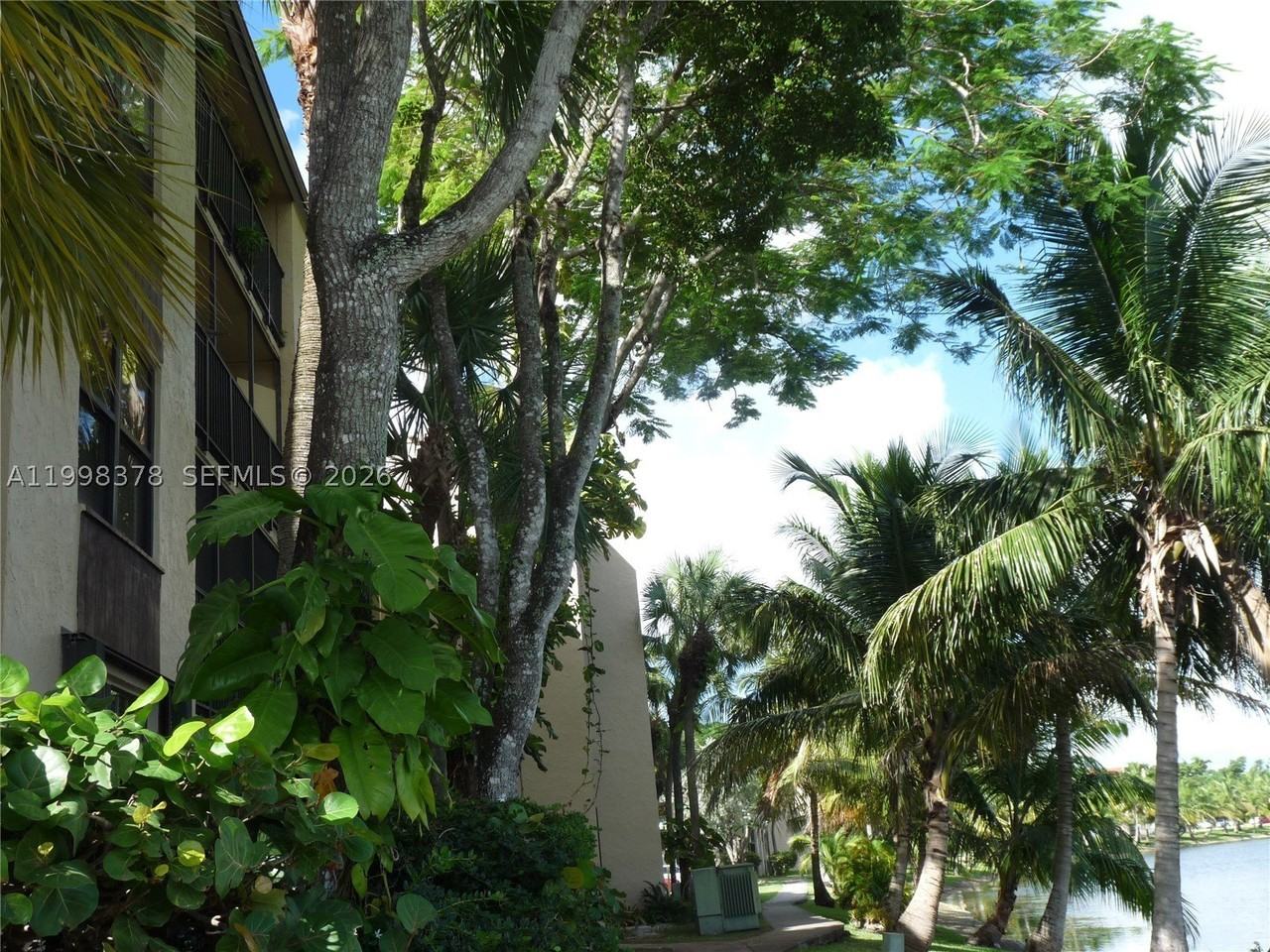 14525 N Kendall Dr #102J - Photo 7 of 27