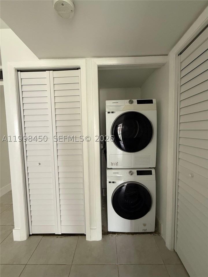 155 Lakeview Dr #101 - Photo 6 of 27