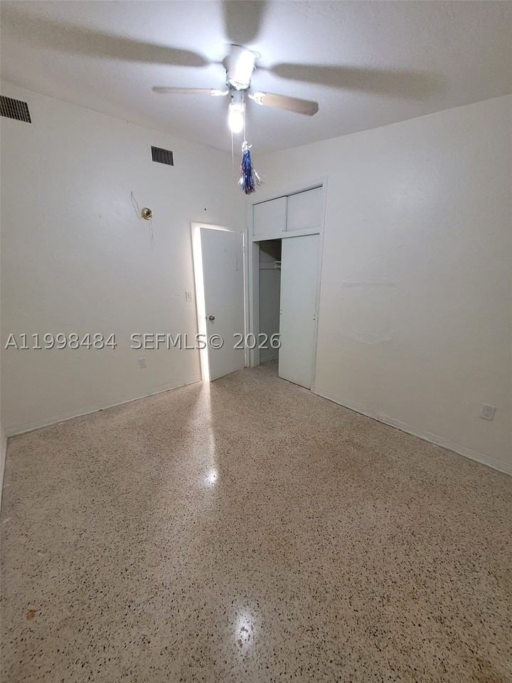 26925 Sw 145th Ave - Photo 5 of 22