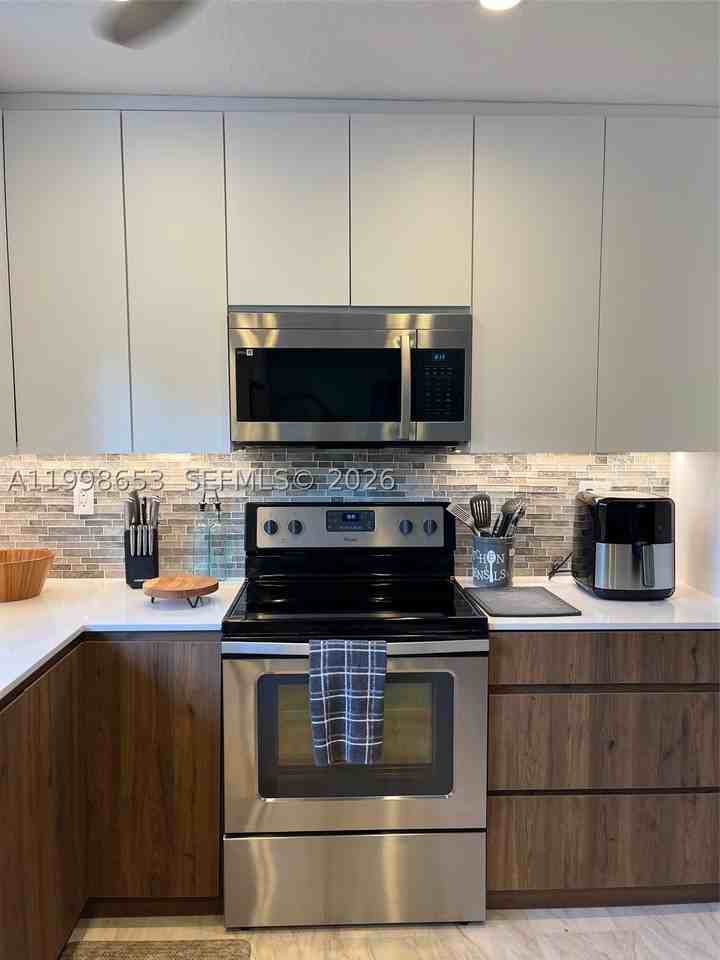 411 Alesio Ave - Photo 7 of 22