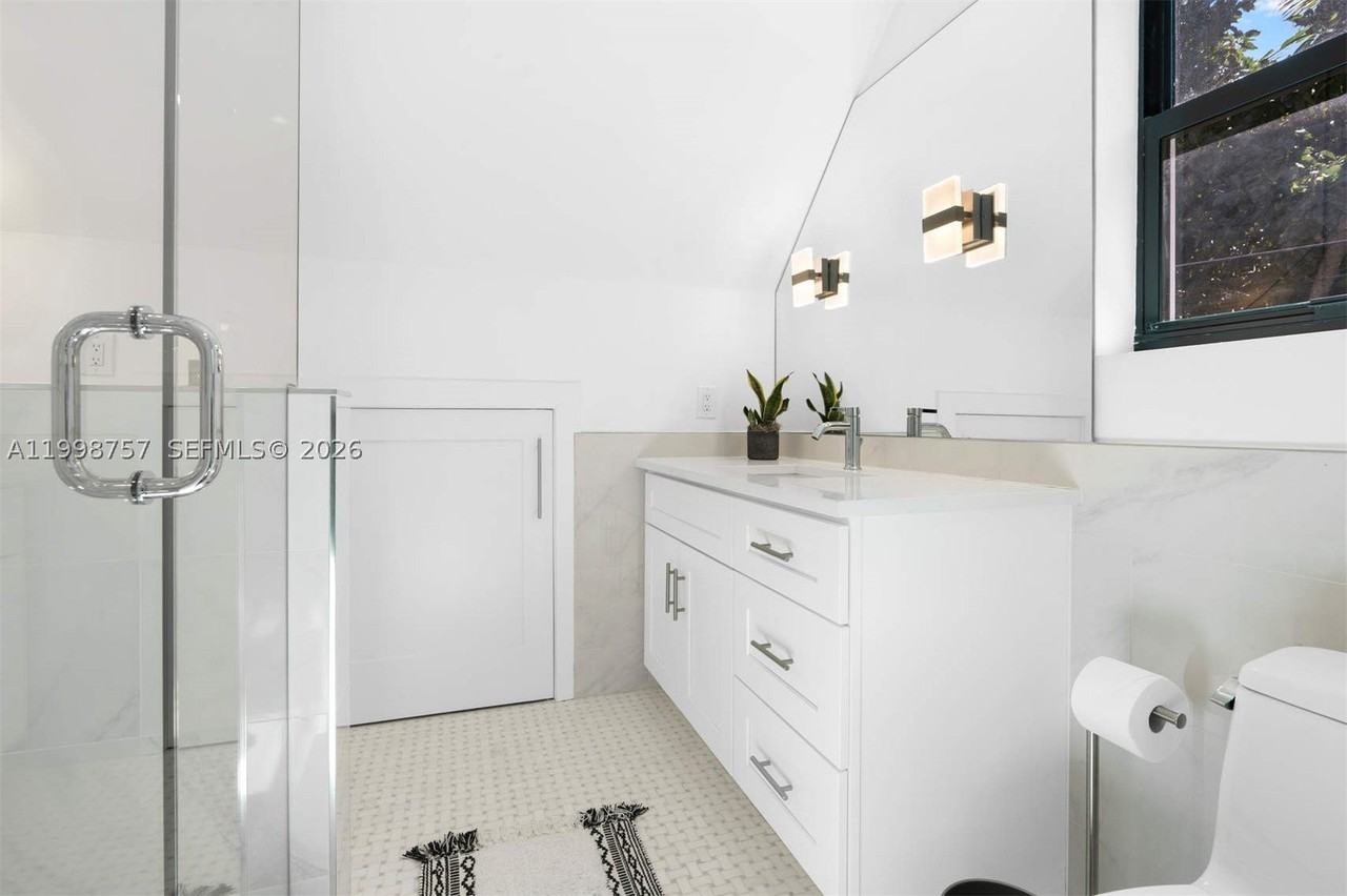 18 Hersey Dr - Photo 6 of 26