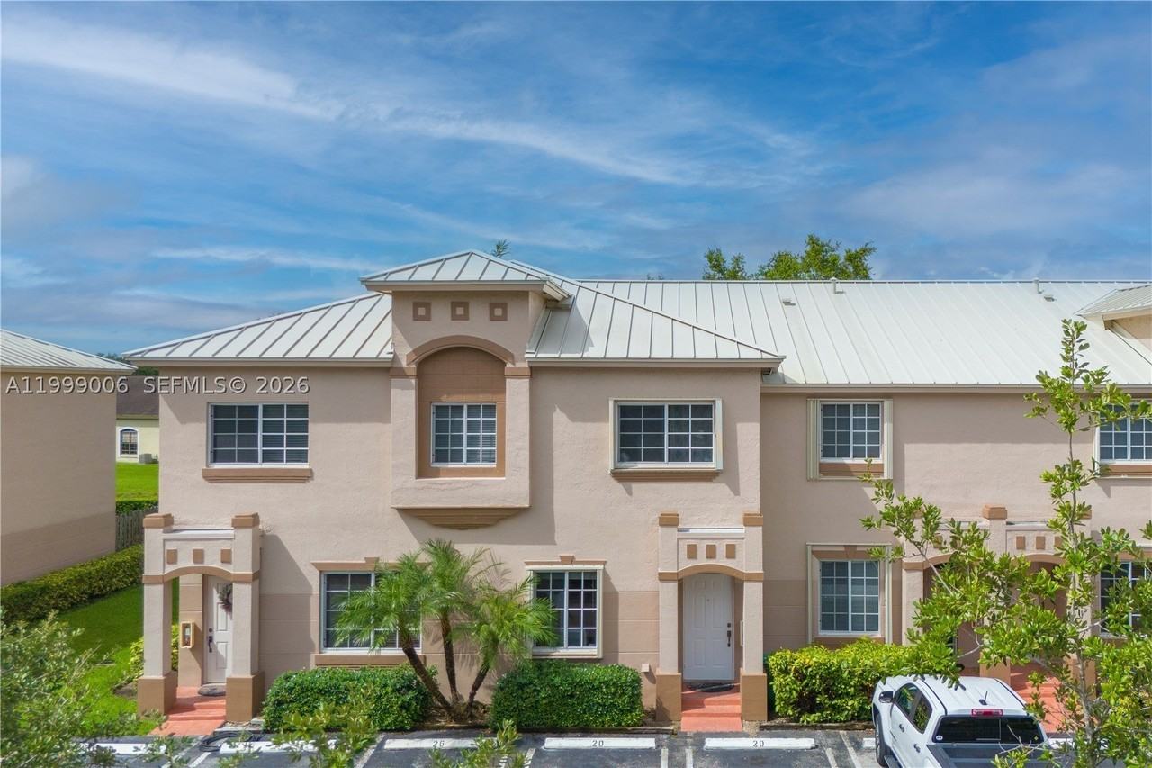 15750 Sw 92nd Ave #20C - Photo 4 of 25