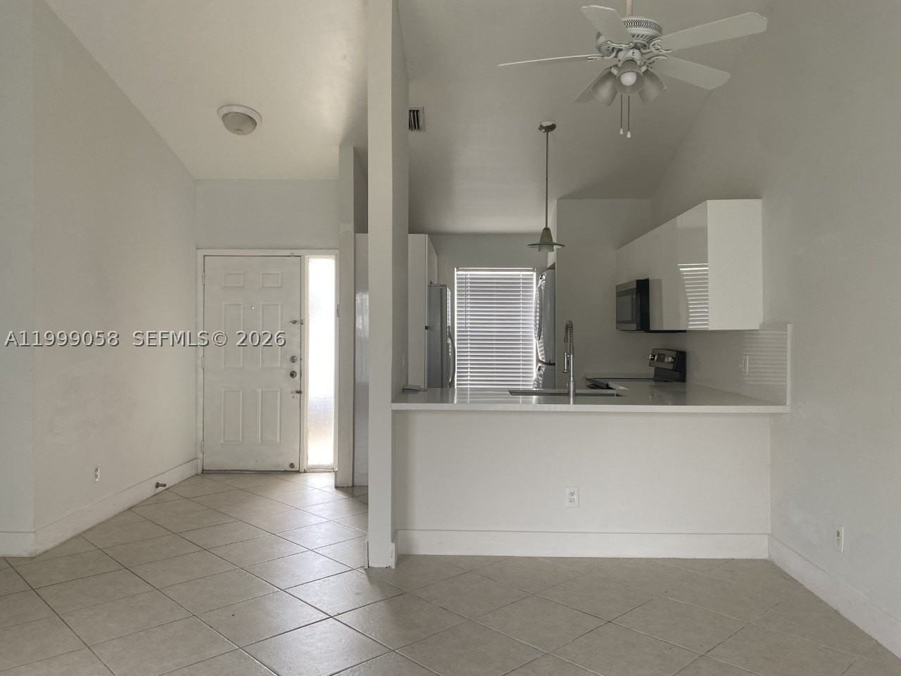 219 Se 8th St #601 - Photo 5 of 16