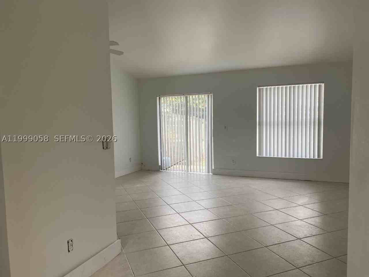 219 Se 8th St #601 - Photo 7 of 16