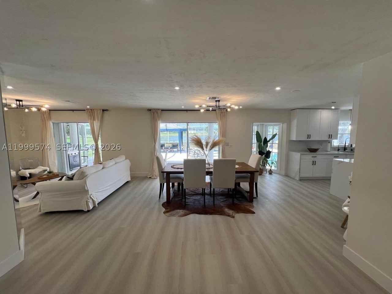 503 Jackson Ave - Photo 5 of 35