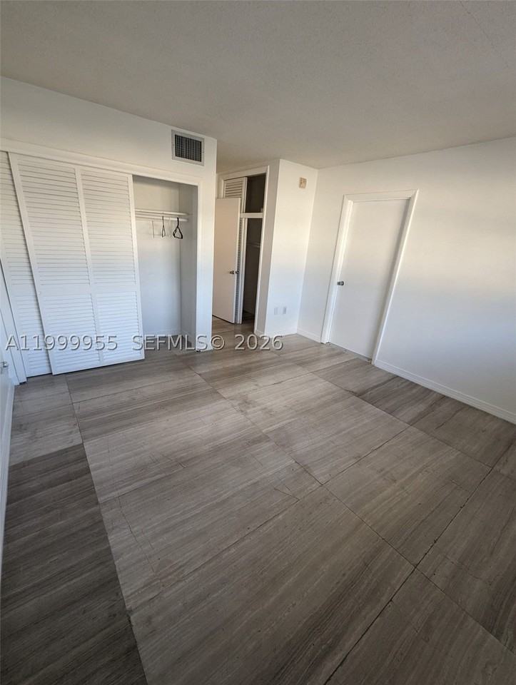 7360 Sw 82nd St #E202 - Photo 6 of 11