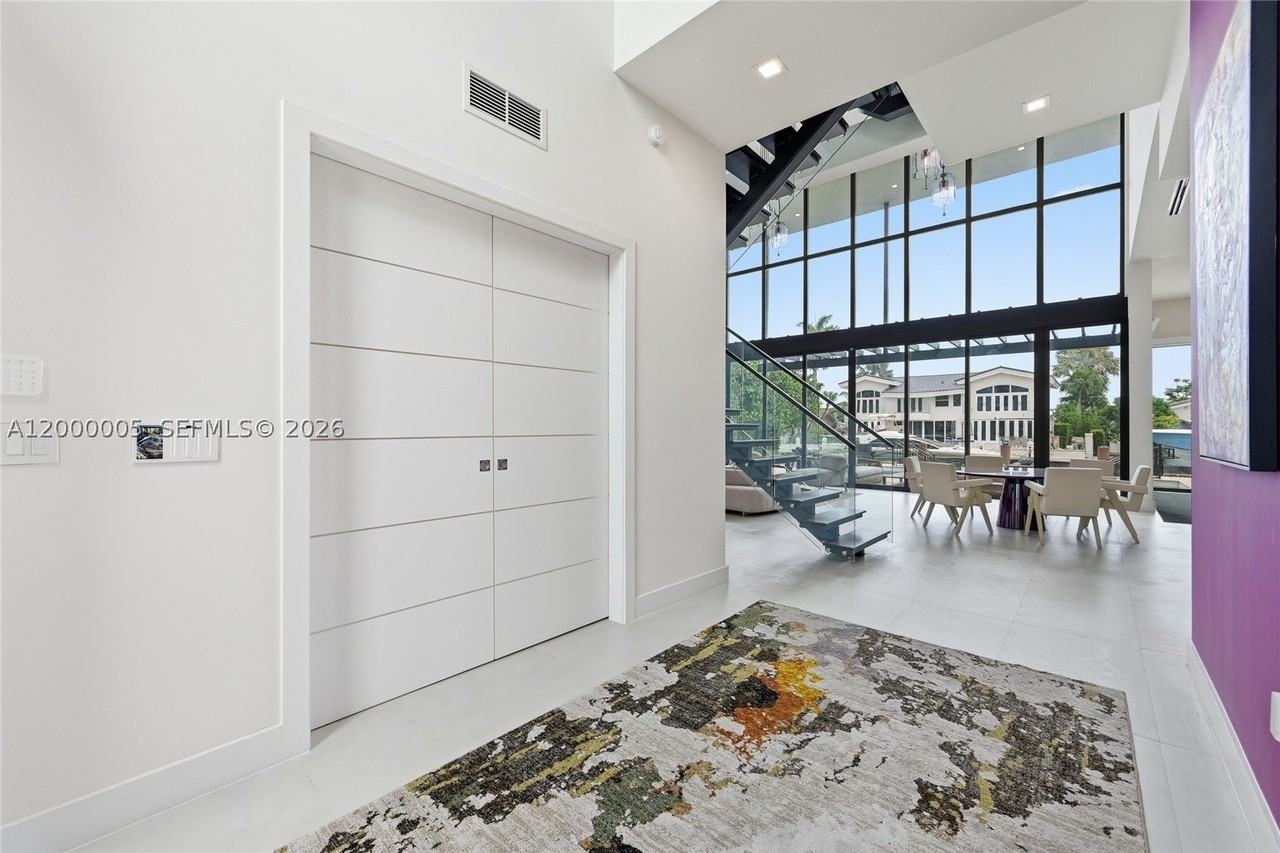 3300 Ne 170th St - Photo 6 of 50