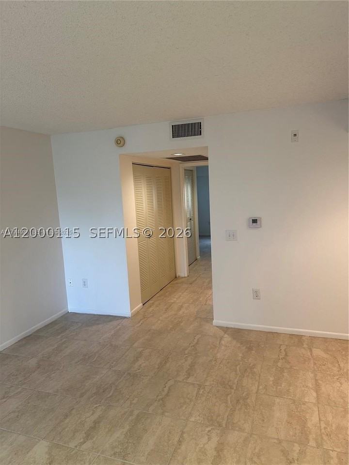 800 Sw 137th Ave #404G - Photo 4 of 10
