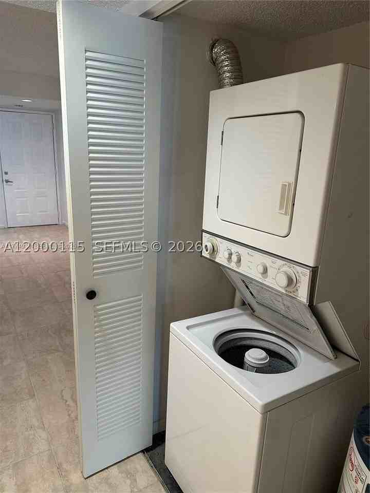 800 Sw 137th Ave #404G - Photo 6 of 10
