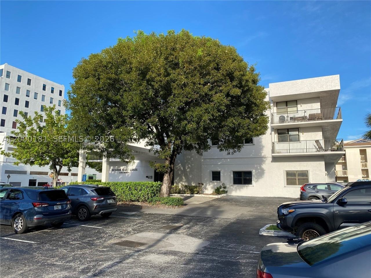 1900 Diana Dr #3D