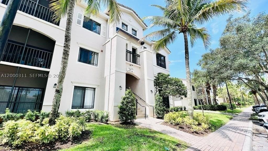 2812 Grande Pkwy #302
