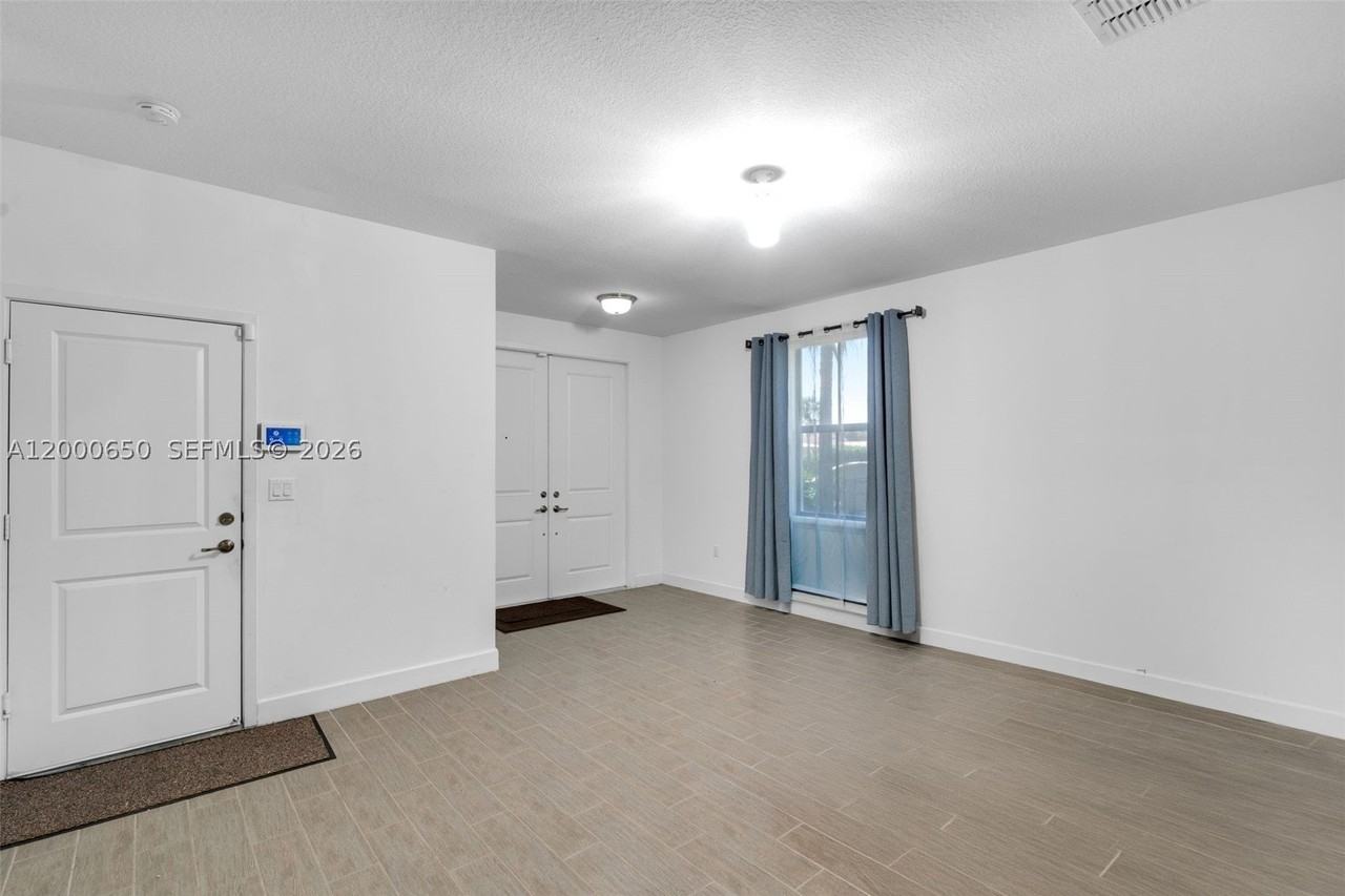 5113 Nw 52nd St #NA - Photo 5 of 47