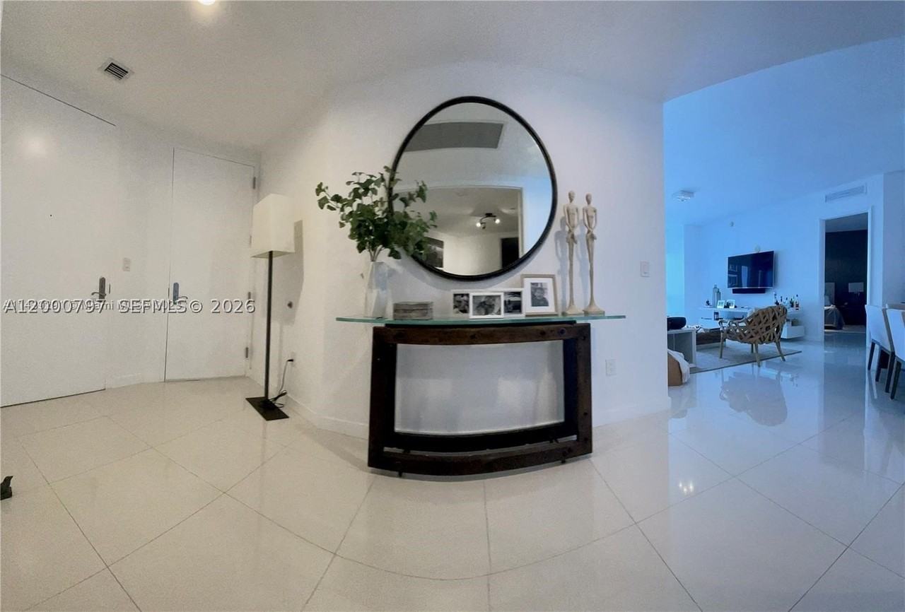 15811 Collins Ave #803 - Photo 5 of 27
