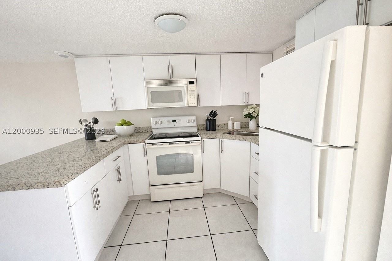 5575 W 26th Ct #203 - Photo 5 of 46