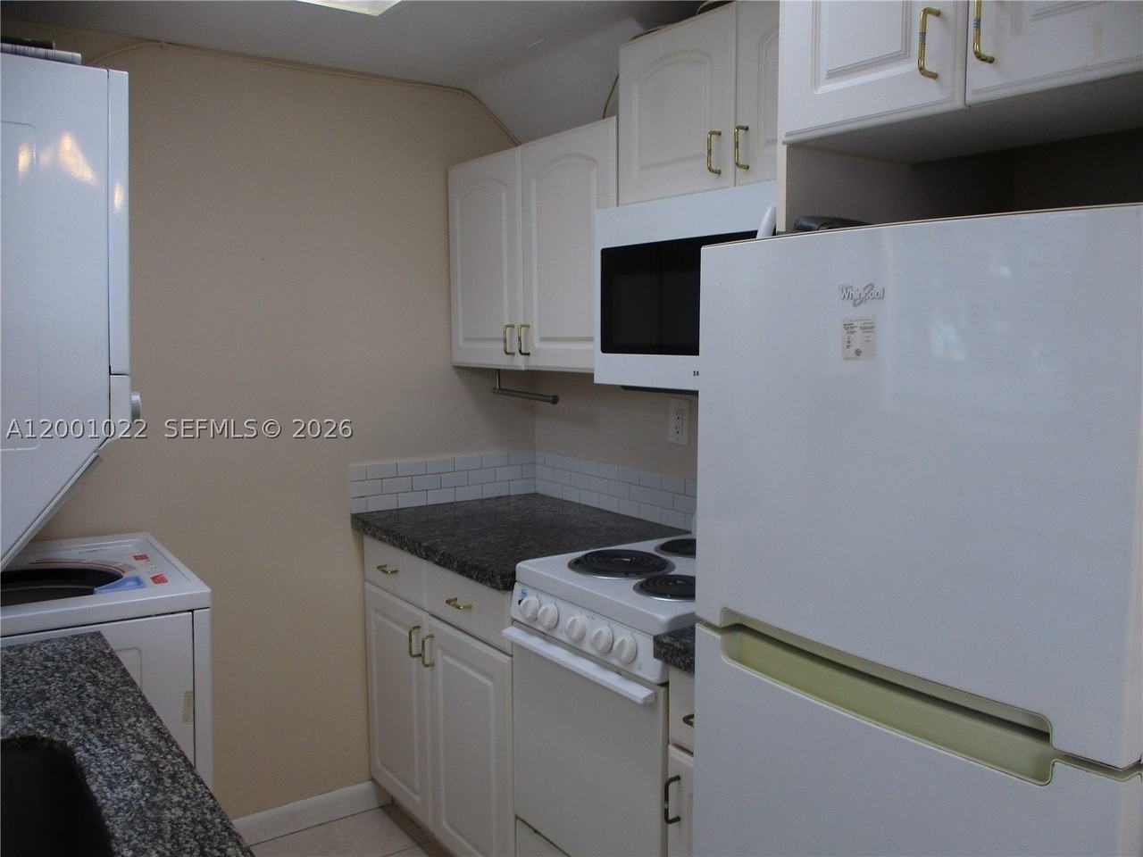 1949 Taylor St #9 - Photo 6 of 23