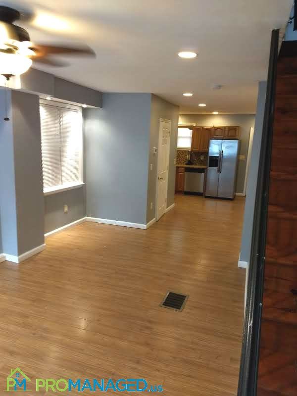 435 E Wildey St #1 - Photo 3 of 22