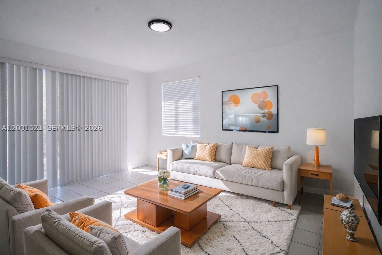 1441 Se 24th Ct #257 - Photo 5 of 18