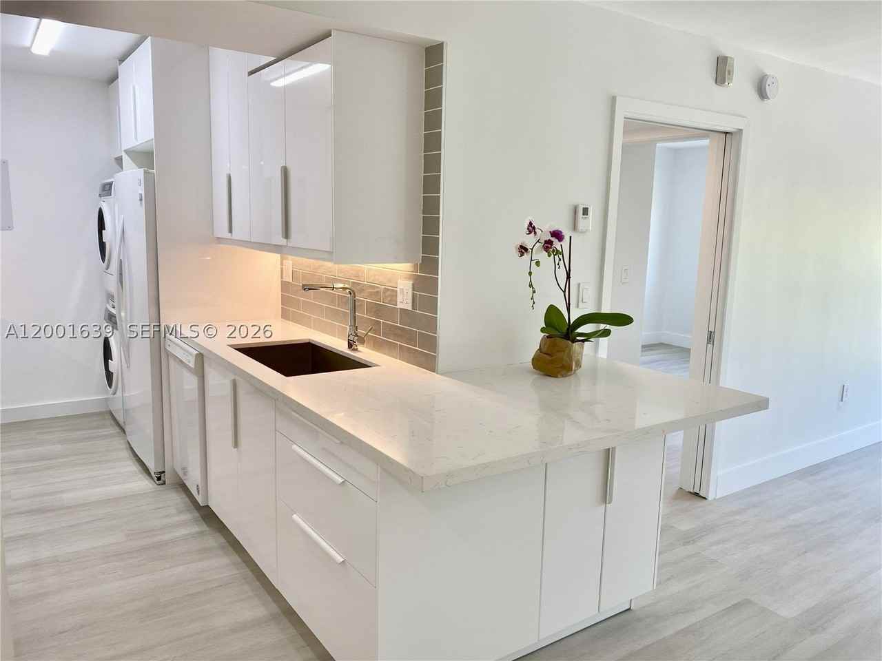 255 Galen Dr #3D - Photo 4 of 19