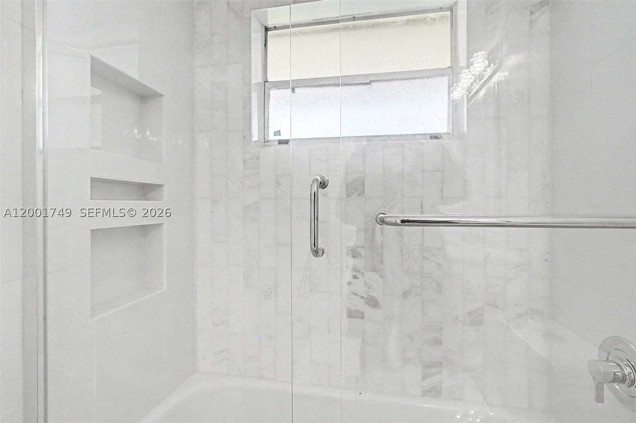 15391 S Dixie Hwy 60 Hwy #60 - Photo 6 of 15