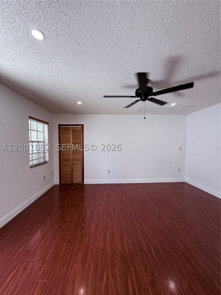 14220 Sw 53rd St #B - Photo 5 of 15