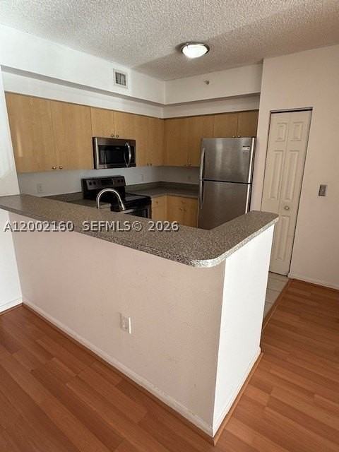 8070 N Nob Hill Rd #205