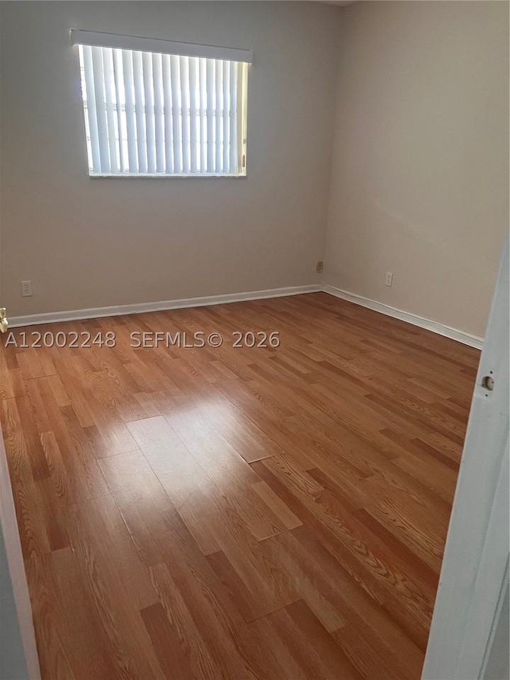 8101 Sw 24th Ct #406 - Photo 6 of 10
