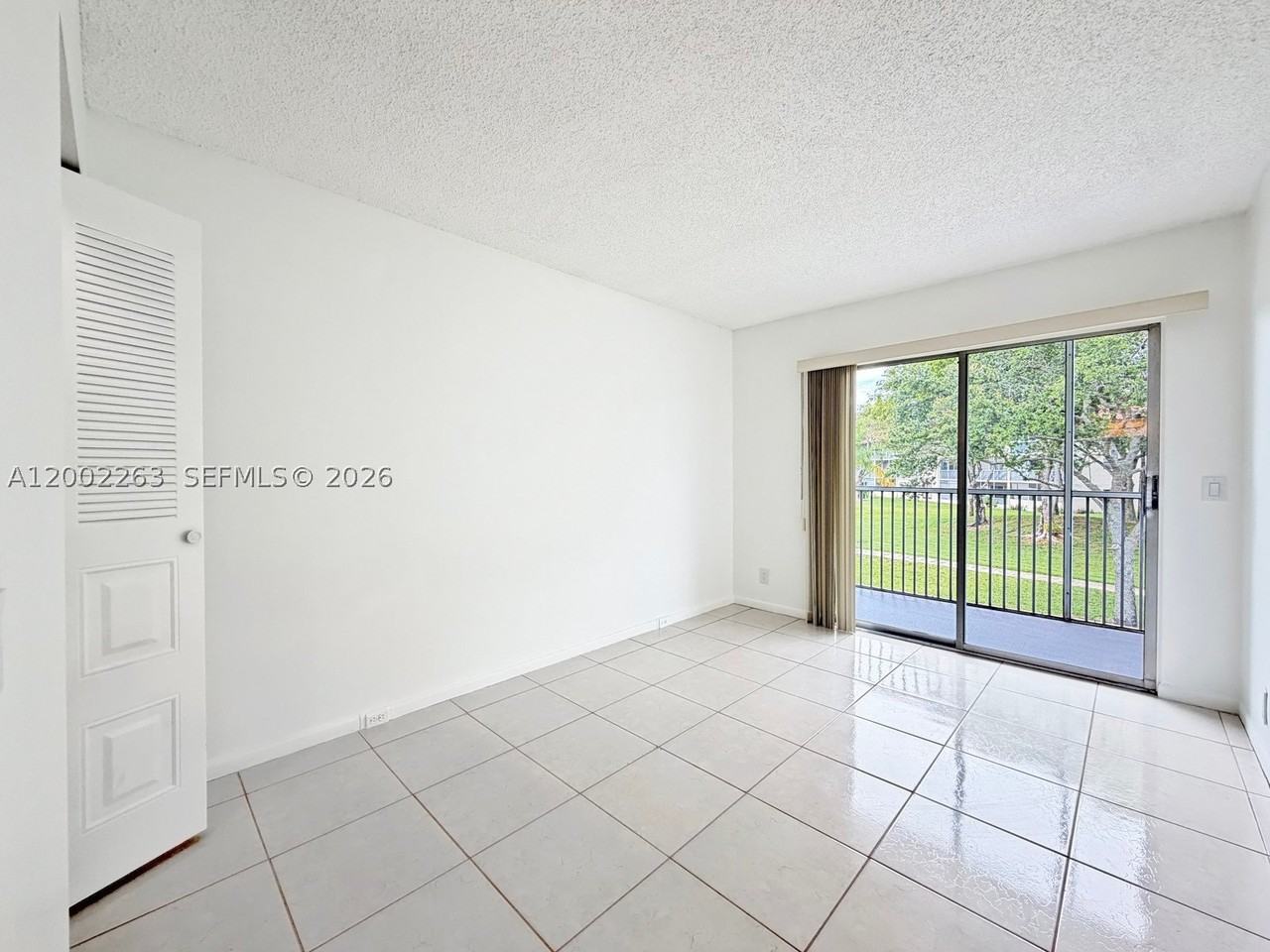 251 Sw 134th Way #210M - Photo 6 of 18