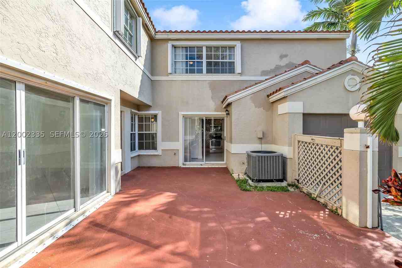 11163 Chandler Dr #11163 - Photo 6 of 37