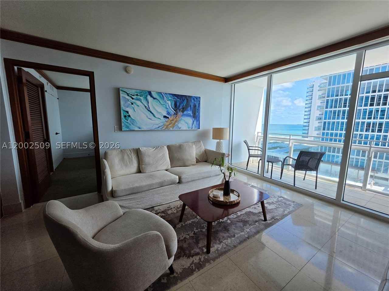 6801 Collins Ave - Photo 5 of 23